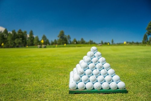Míče na driving range - 1 koš